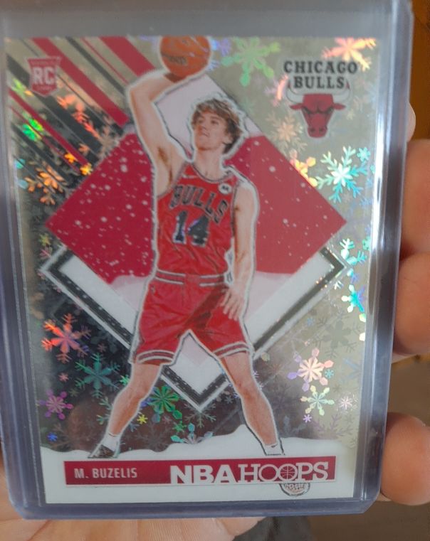 2024-25 Panini NBA Hoops Tribute #295 Matas Buzelis — front