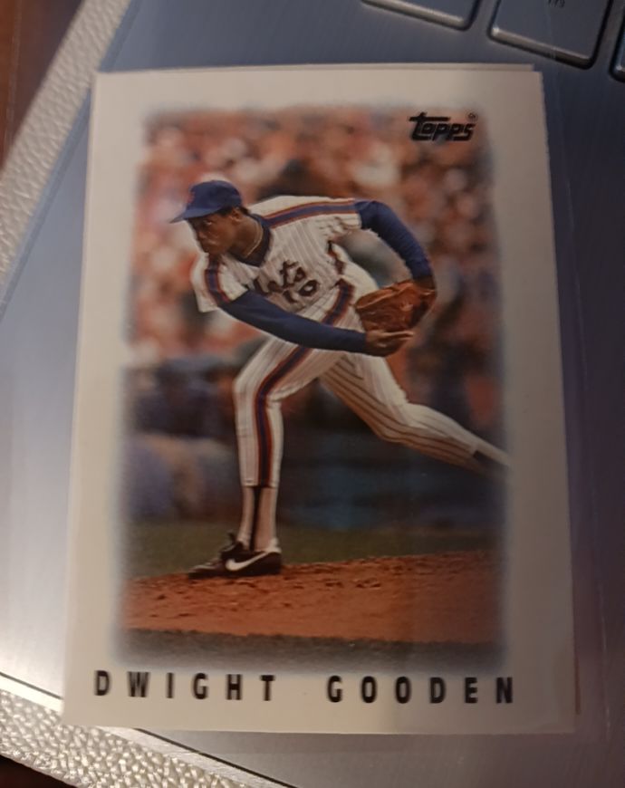 1986 Topps Mini League Leaders #52 Dwight Gooden — front