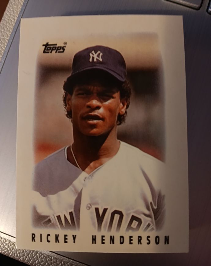 1986 Topps Mini #27 Rickey Henderson — front