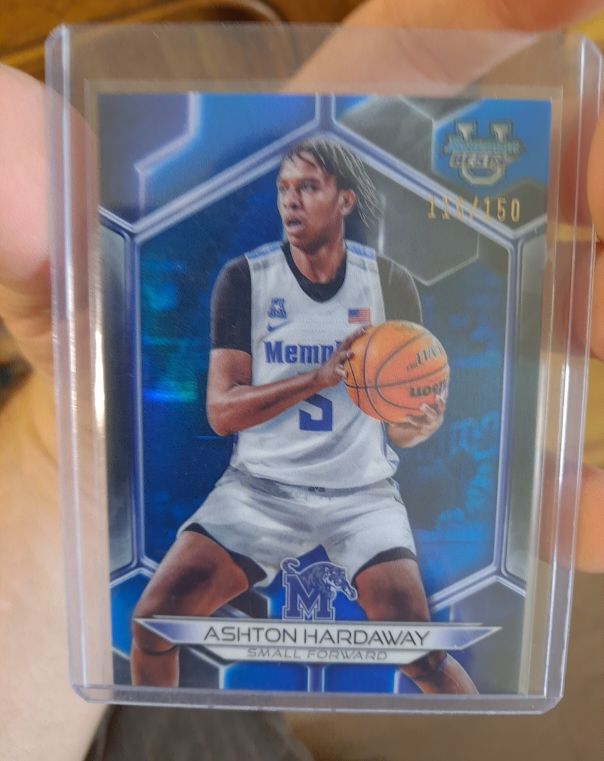 2023-24 Bowman Best University #52 Ashton Hardaway Blue Refractor — front
