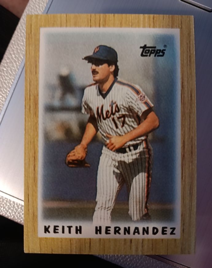 1987 Topps Major League Leaders Minis #24 Keith Hernandez — front