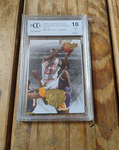 2009-10 Upper Deck MJ Legacy Collection Gold #38 Michael Jordan — front