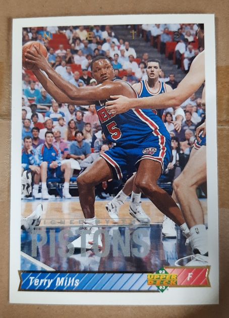 1992-93 Upper Deck #292 Terry Mills Detroit Pistons — front