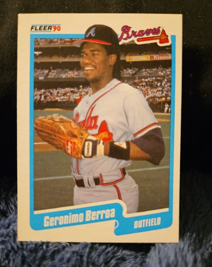 1990 Fleer #575 Geronimo Berroa — front
