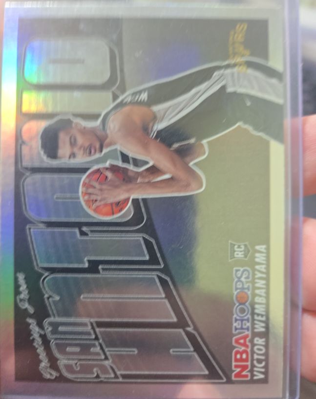 2023-24 Panini Hoops #1 Victor Wembanyama Rookie Greetings — front