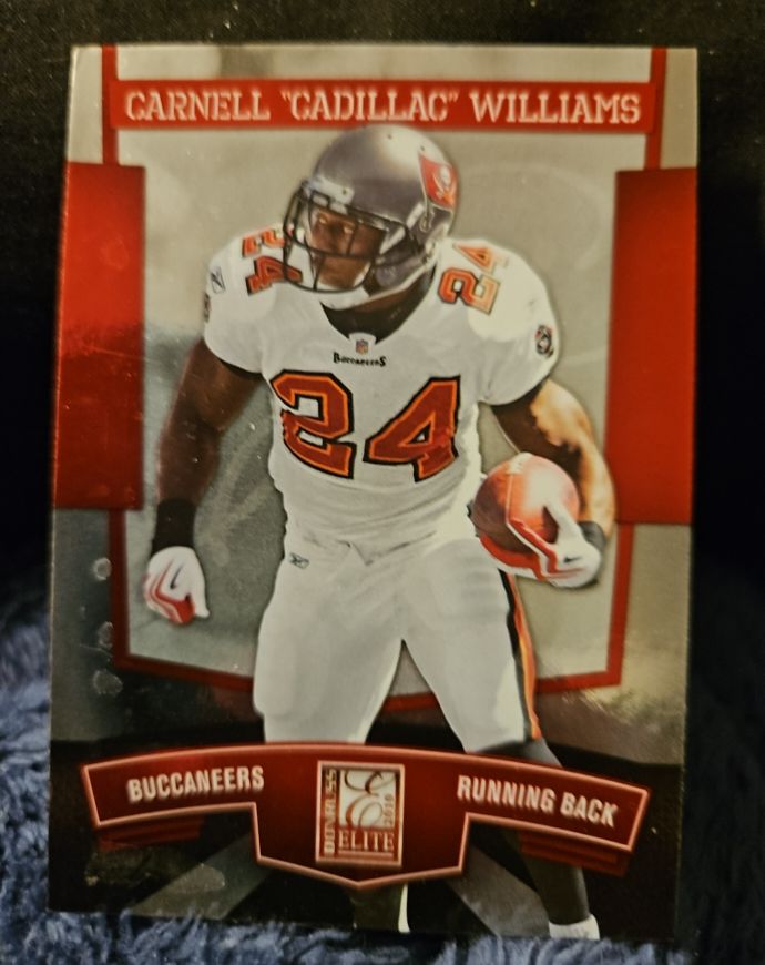 2010 Panini Donruss Elite Football #92 Carnell "Cadillac" Williams — front