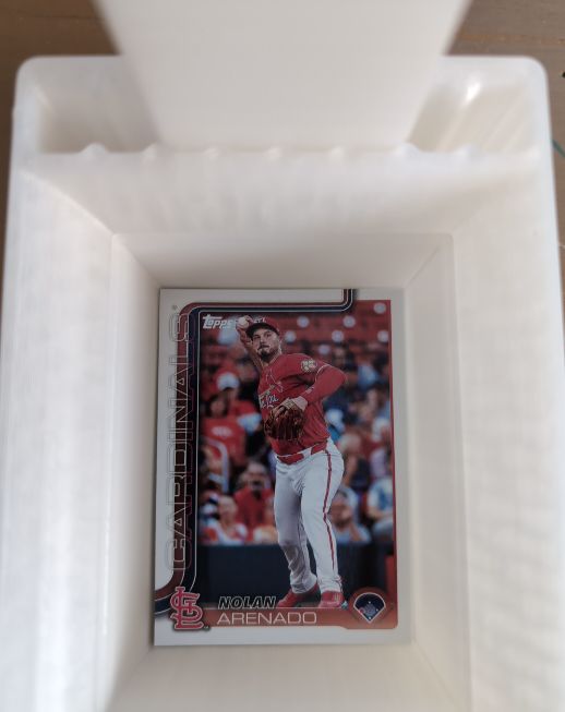 2025 Topps Series 1 #101 Nolan Arenado — front