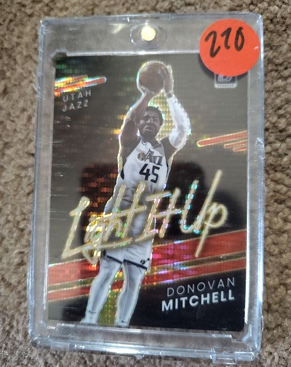 2021-22 Panini Donruss Optic #14 Donovan Mitchell Light It Up — front