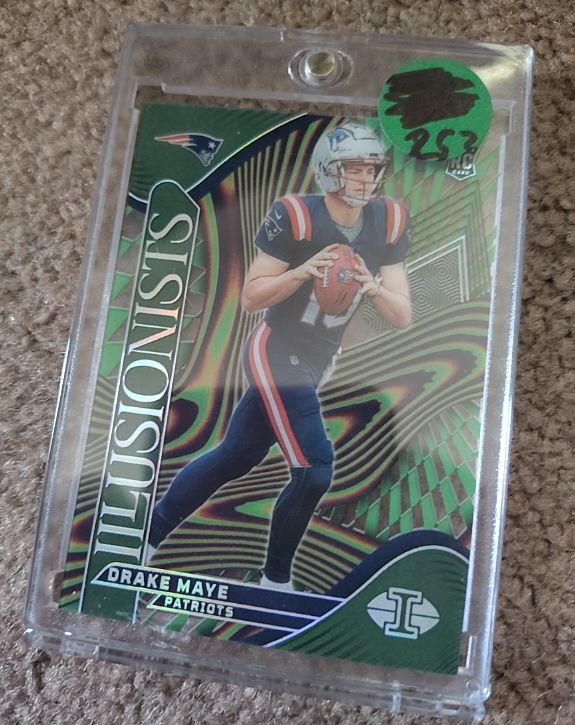 2024 Panini Illusions #2 Drake Maye Illusionists — front
