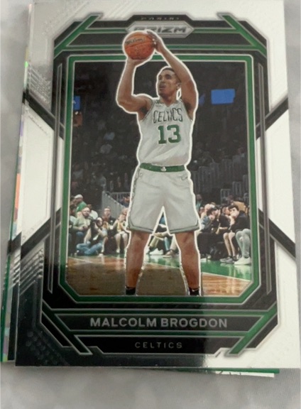 2022-23 Panini Prizm #6 Malcolm Brogdon — front