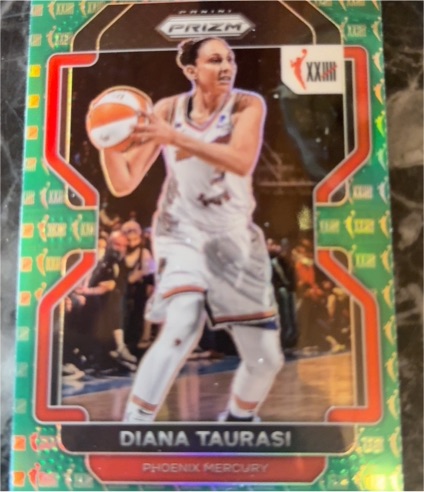 2022 Panini Prizm WNBA #177 Diana Taurasi — front