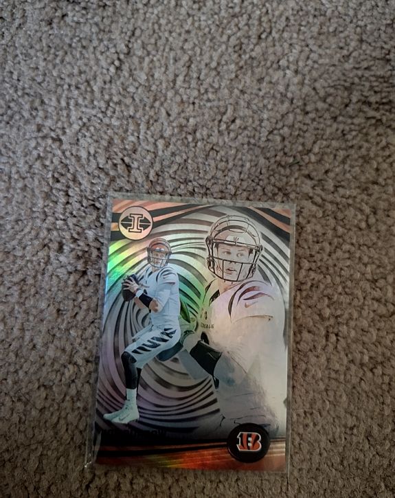 2023 Panini Illusions Football #22 Joe Burrow — front