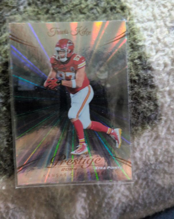 2024 Panini Prestige #145 Travis Kelce — front