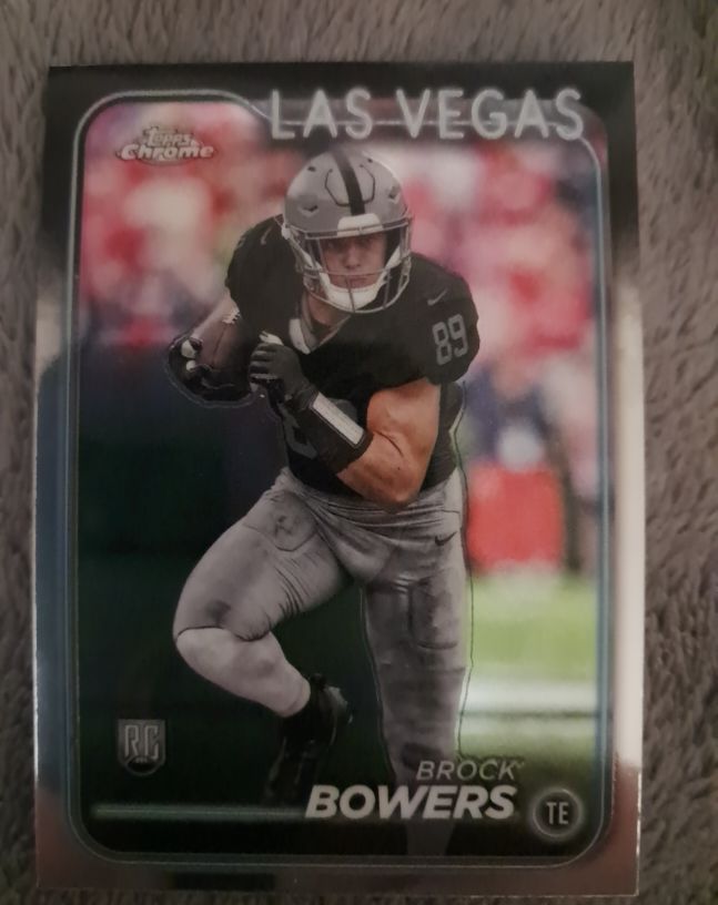 2024 Topps Chrome #207 Brock Bowers — front