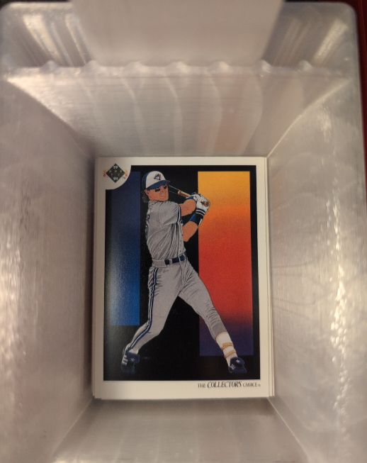 1991 Upper Deck #44 Kelly Gruber — front