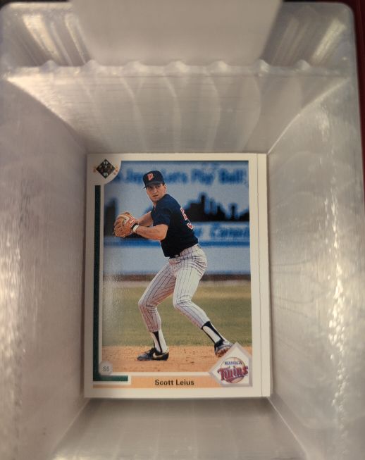 1991 Upper Deck #35c Scott Leius — front
