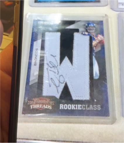 2010 Panini Threads Rookie Class Tim Tebow — front