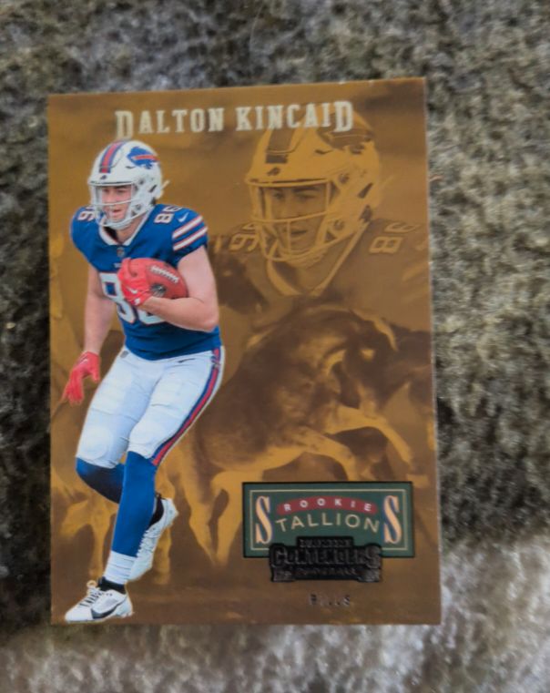 2023 Panini Contenders Rookie Stallions #17 Dalton Kincaid — front