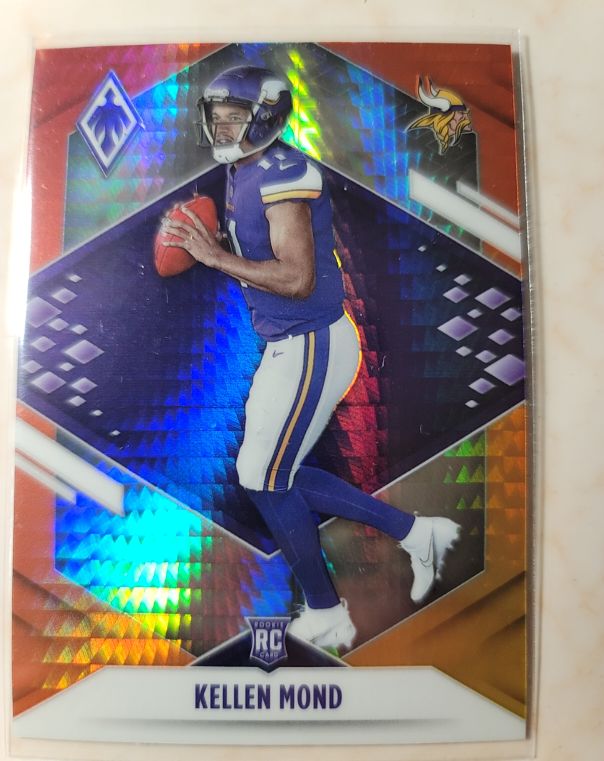 2021 Panini Phoenix #122 Kellen Mond — front