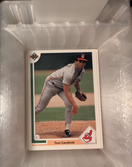 1991 Upper Deck #218 Tom Candiotti — front