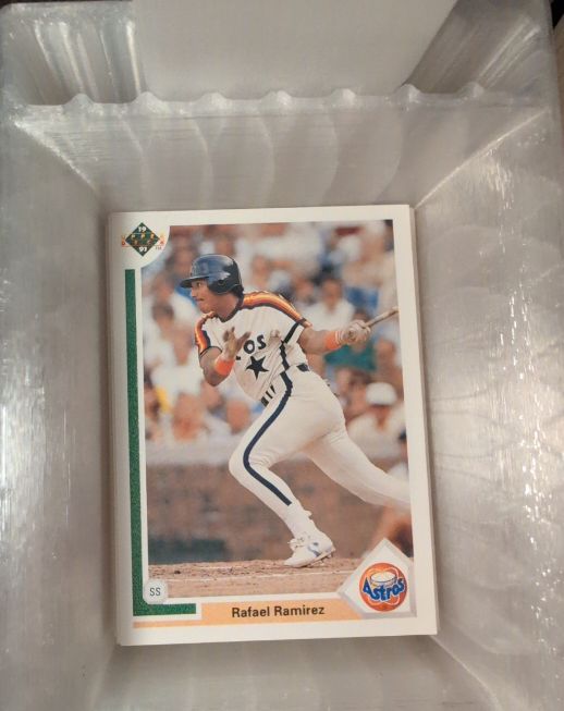 1991 Upper Deck #210 Rafael Ramirez — front