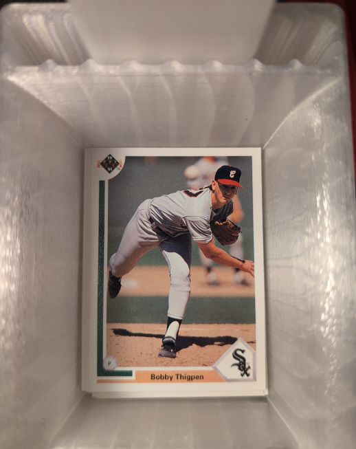 1991 Upper Deck #261 Bobby Thigpen — front