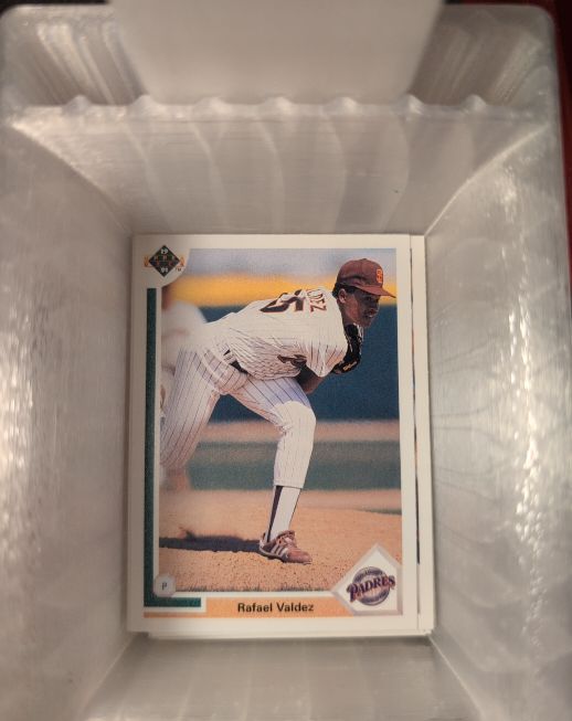 1991 Upper Deck #253 Rafael Valdez — front