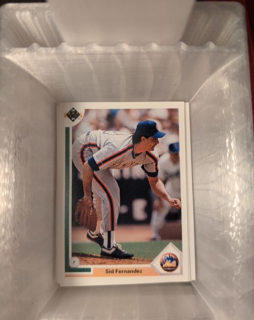 1991 Upper Deck #242 Sid Fernandez — front