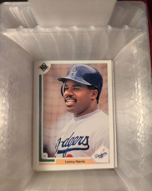 1991 Upper Deck #239 Lenny Harris — front