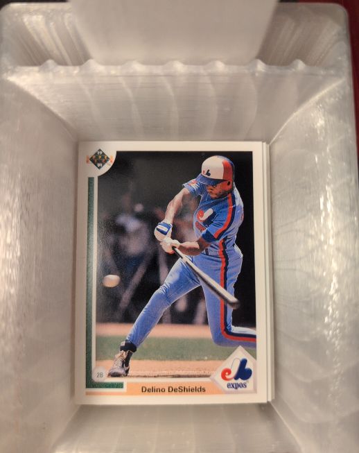 1991 Upper Deck #364 Delino DeShields — front