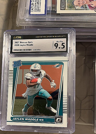 2021 Donruss Optic #208 Jaylen Waddle — front