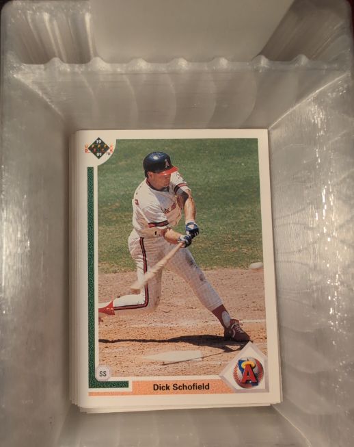 1991 Upper Deck #169 Dick Schofield — front