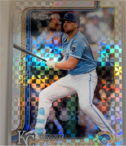 2025 Topps Chrome #165 Vinnie Pasquantino — front