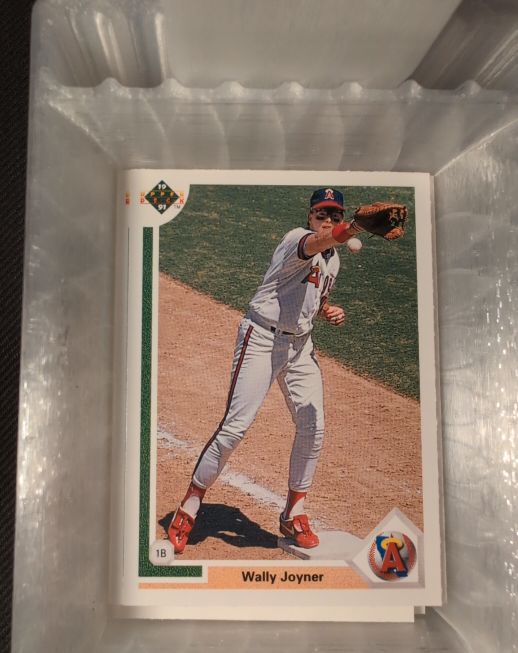 1991 Upper Deck #575 Wally Joyner — front