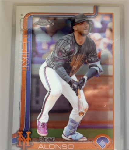 2025 Topps Chrome #136 Pete Alonso — front