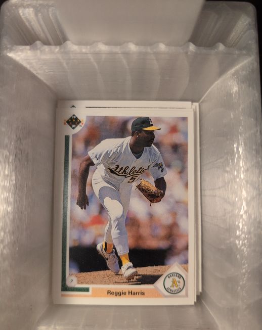 1991 Upper Deck #672 Reggie Harris — front