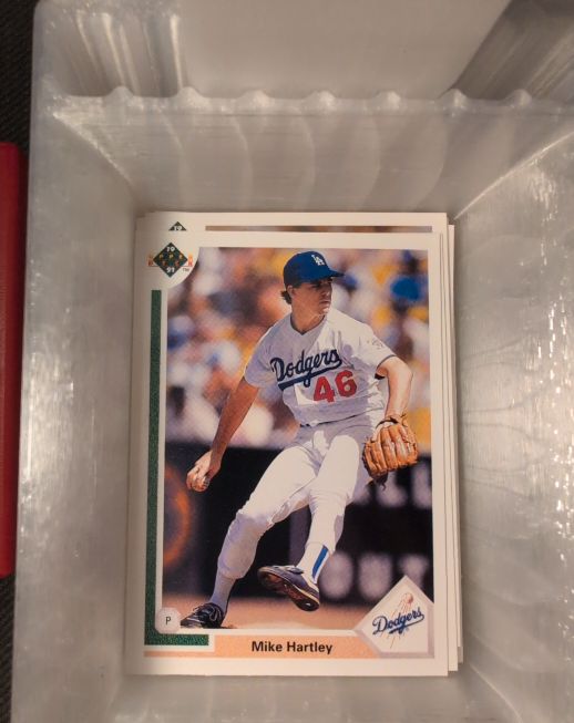 1991 Upper Deck #686 Mike Hartley — front