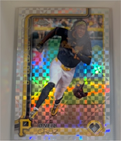 2025 Topps Chrome #252 Oneil Cruz — front
