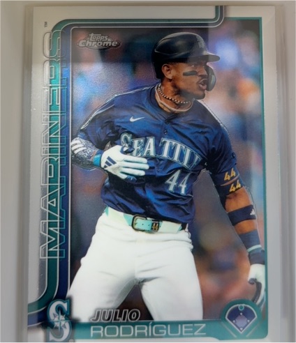 2025 Topps Chrome #261 Julio Rodriguez — front
