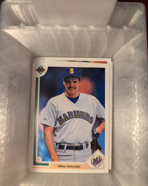 1991 Upper Deck #601 Mike Schooler — front