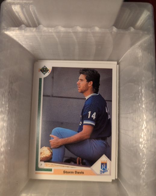 1991 Upper Deck #639 Storm Davis — front