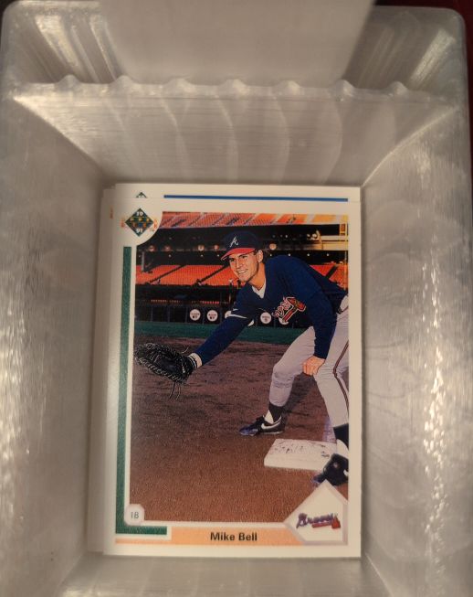 1991 Upper Deck #644 Mike Bell — front
