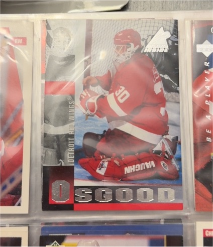 1995 Upper Deck #1 Chris Osgood — front
