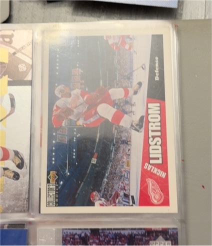 1996-97 Upper Deck Collector's Choice #86 Nicklas Lidstrom — front