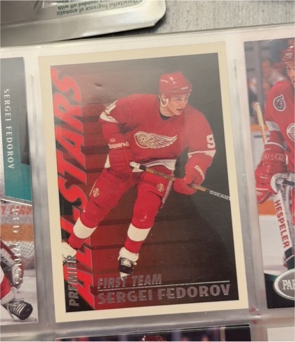 1994-95 Topps Premier #40 Sergei Fedorov — front