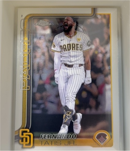 2025 Topps Chrome #159 Fernando Tatis Jr. — front