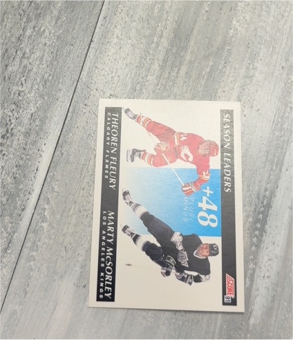 1991-92 Score #297 Theoren Fleury/Marty McSorley Season Leaders — front