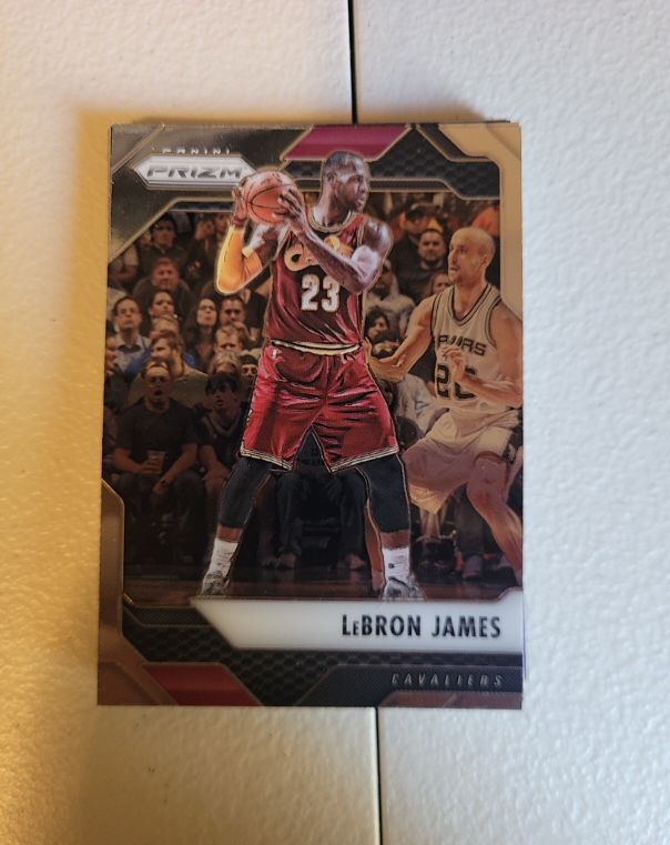 2016-17 Panini Prizm #31 LeBron James — front