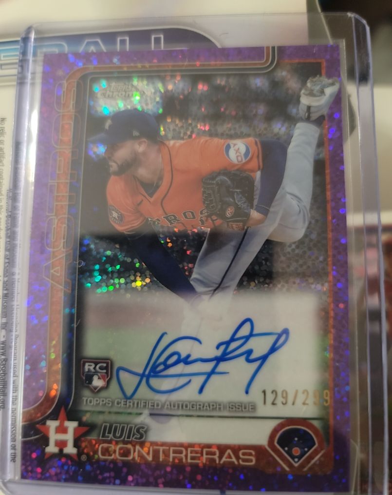 2025 Topps Chrome #129 Luis Contreras — front