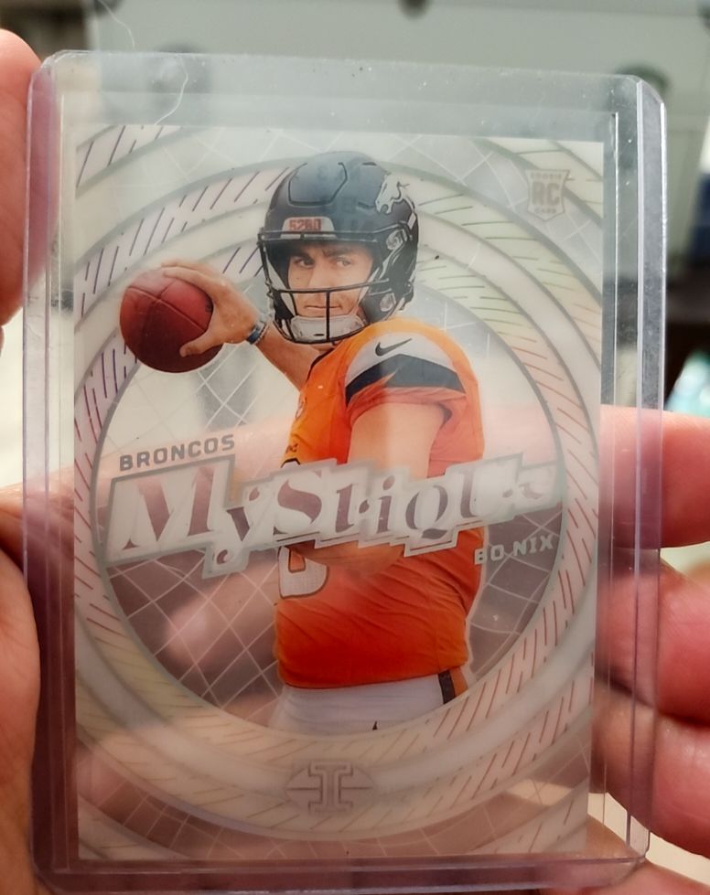 2024 Panini Illusions Mystique #3 Bo Nix — front